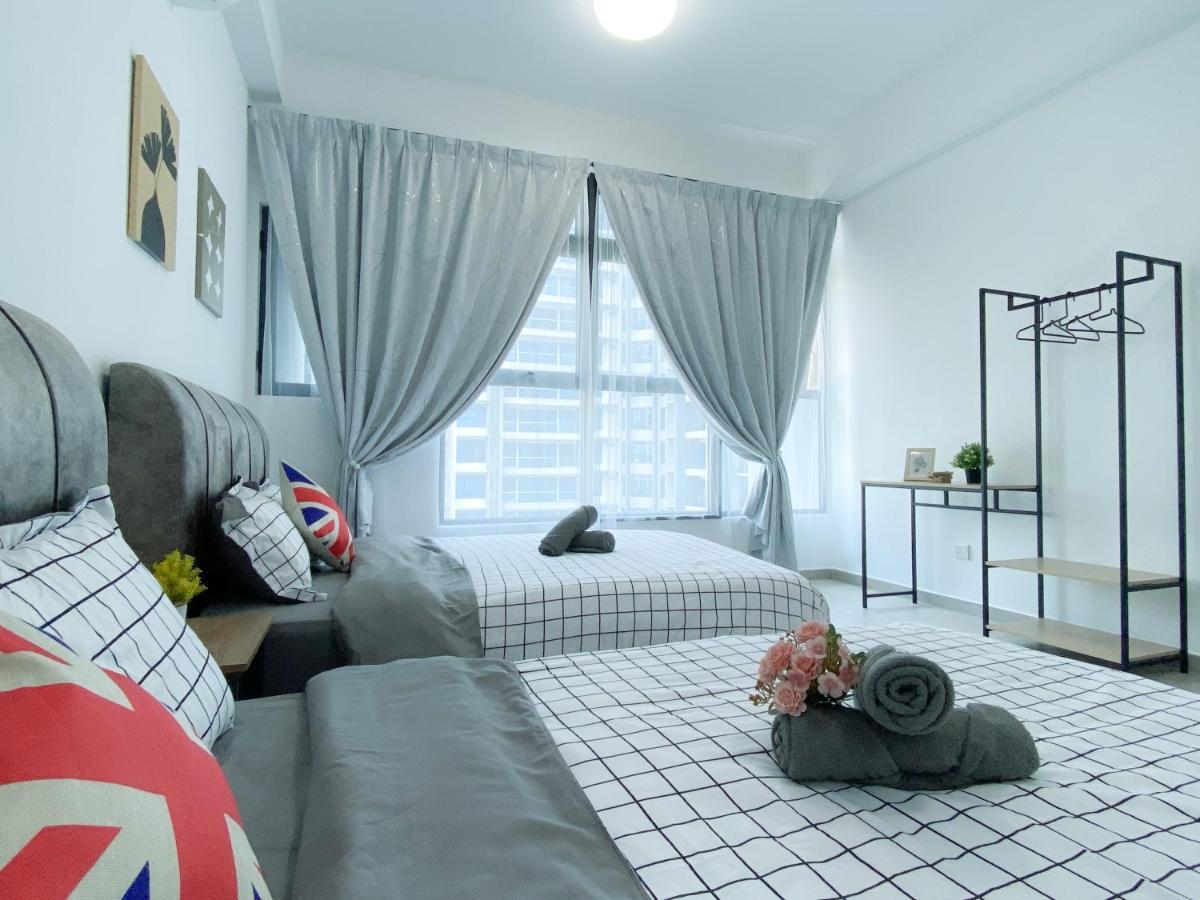 Atlantis Residences Melaka By Betastay Exterior photo